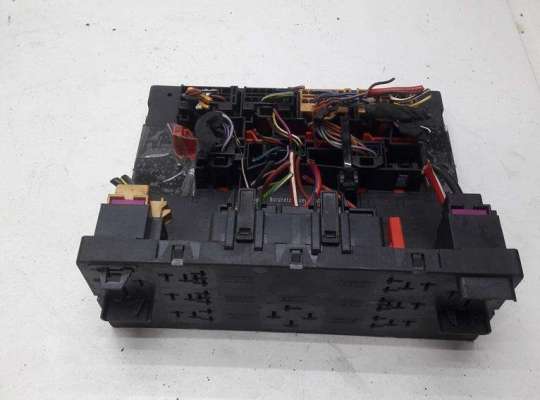 Блок бортовой сети (блок управления BCM) VG1996600 на Volkswagen Passat B6
