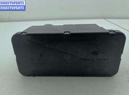 купить Компрессор центрального замка на Volkswagen Passat B4