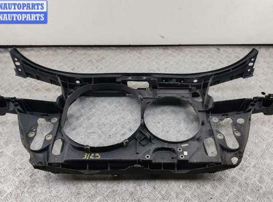 купить Рамка передняя (панель кузовная, телевизор) на Audi A6 C5 (1997-2005)