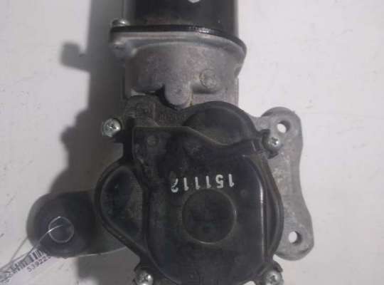 купить Двигатель стеклоочистителя переднего (моторчик дворников) на Mitsubishi Space Star/Mirage (2012- )