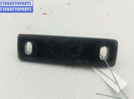 купить Ответная часть (скоба) замка двери на Mercedes Vito-1 W638 (1996-2003)