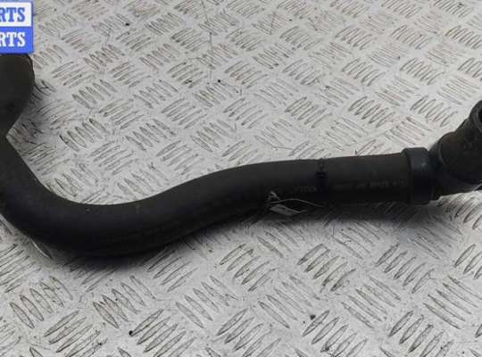 купить Патрубок радиатора на Volvo S40 / V40 (1995-2004)