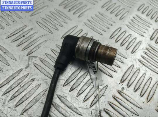 купить Датчик положения коленвала на Volkswagen Passat B4