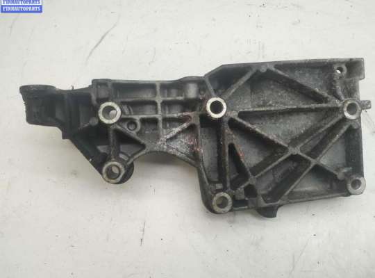 купить Кронштейн генератора на Volkswagen Passat B6