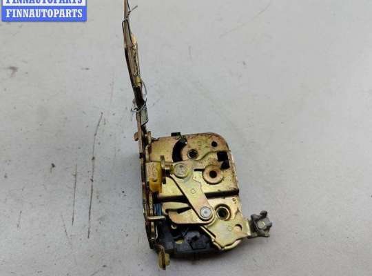 Замок боковой двери на Volvo S40 I | V40 (VS)