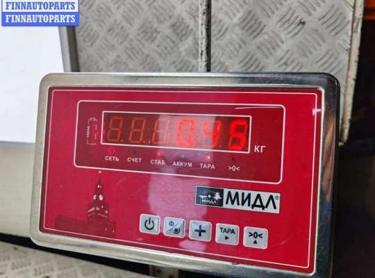 купить Фонарь крышки багажника правый на Ford Focus III (2011-2018)