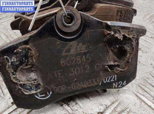 купить Колодки тормозные задние на Renault Scenic I (1996-2003)