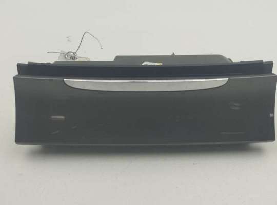 Купить Пепельница на Volkswagen Passat B6 Пепельница VG2751629 на Volkswagen Passat B6