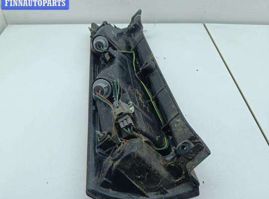 купить Фонарь задний правый на Honda CR-V (1995-2001)
