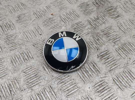Купить Эмблема на BMW 5 E39 (1995-2003) Эмблема BM3725223 на BMW 5 E39 (1995-2003)