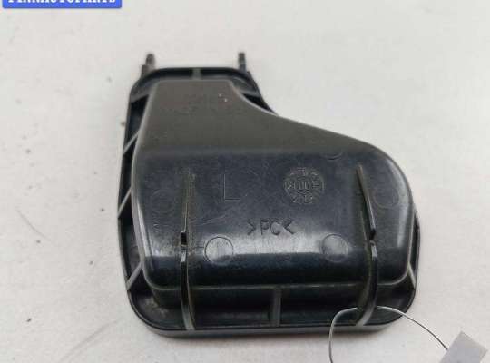 купить Крышка (заглушка) задняя фары левой на Audi A4 B6 (2001-2004)