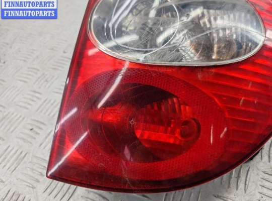 купить Фонарь задний правый на Renault Laguna II (2001-2007)
