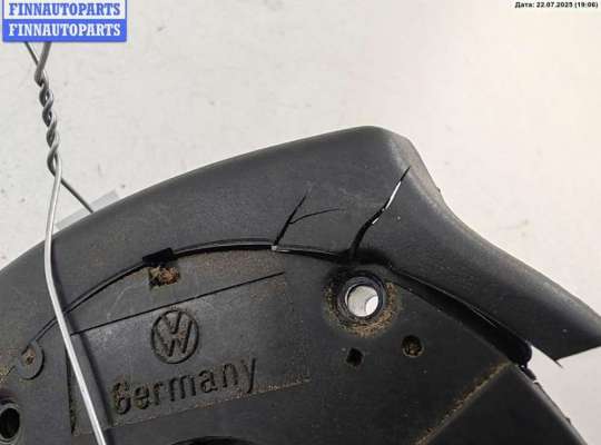 купить Переключатель поворотов на Volkswagen Passat B4
