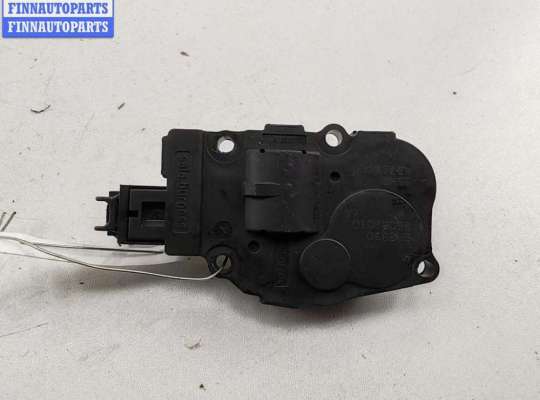 купить Моторчик заслонки отопителя на Mercedes C-Class W204 (2007-2015)