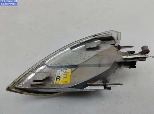 Поворотник передний на Mercedes-Benz SLK (R170)