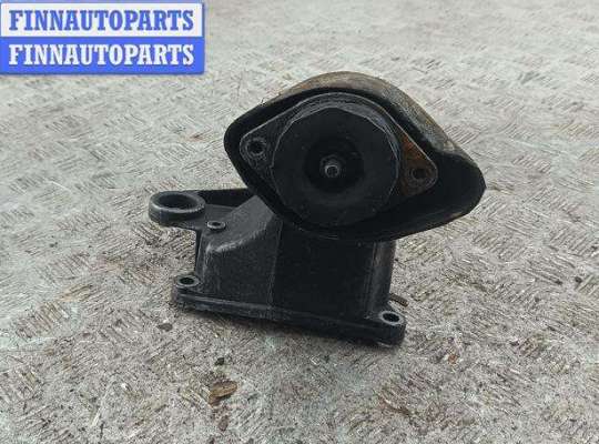 купить Кронштейн КПП опорный на Volkswagen Passat B5+ (GP)