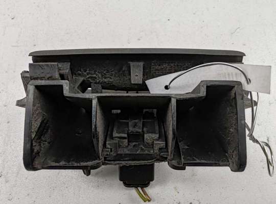 купить Кнопка открывания багажника на Citroen C4 Grand Picasso