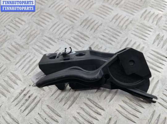 Купить Ручка открывания капота на Opel Corsa D (2006-2014) Ручка открывания капота OP2439046 на Opel Corsa D (2006-2014)