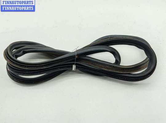 купить Уплотнитель крышки (двери) багажника на Volkswagen Passat B6