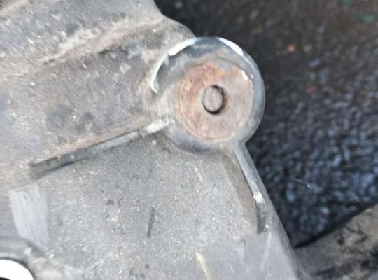 купить Рамка передняя (панель кузовная, телевизор) на Volkswagen Touran