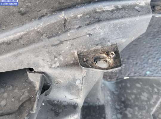 купить Рамка передняя (панель кузовная, телевизор) на Volkswagen Touran