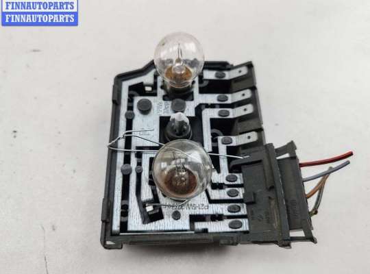 Плата фонаря заднего правого AU1721730 на Audi 80 B4 (1991-1996)