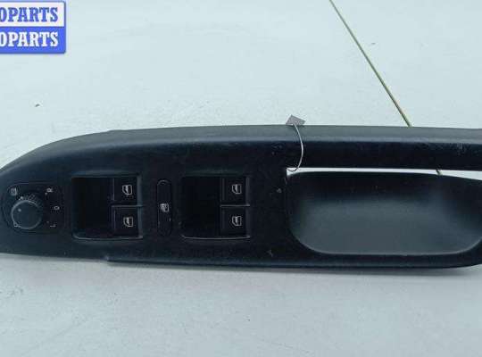 купить Блок кнопок управления стеклоподъемниками на Volkswagen Passat B6