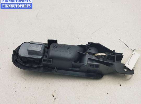 купить Ручка двери внутренняя передняя левая на Volkswagen Golf-4