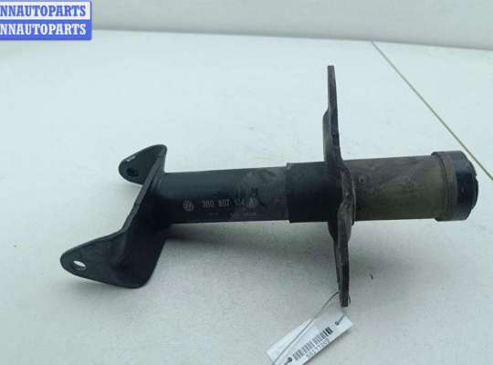 купить Кронштейн бампера переднего на Volkswagen Passat B5