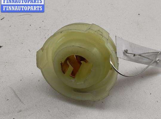 купить Патрон лампы указателя поворота на Volkswagen Bora