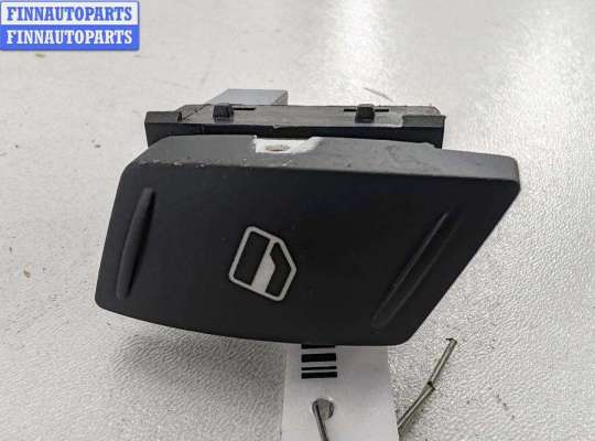 Кнопка стеклоподъемника переднего правого SK529065 на Skoda Octavia mk2 (A5 1Z) 2004-2013