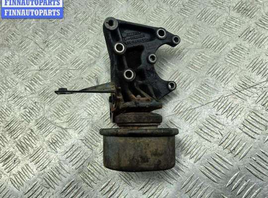 Кронштейн двигателя опорный VG2758911 на Volkswagen Transporter T4