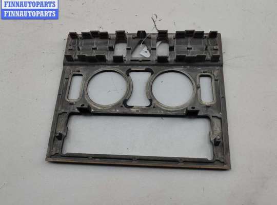 купить Рамка магнитолы на Mercedes E-Class W210 (1995-2002)