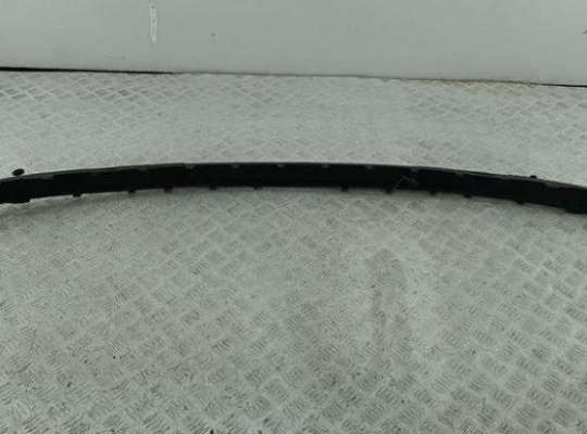 купить Молдинг бампера переднего на Volkswagen Golf-4