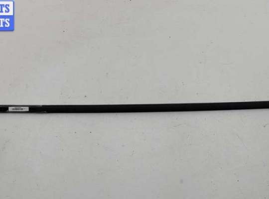 Молдинг стекла двери передней правой наружный BM3584783 на BMW 5 E39 (1995-2003)