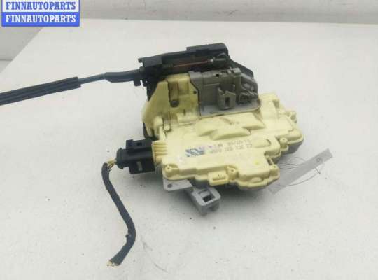 Замок боковой двери на Volkswagen Passat B6 (3C)