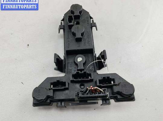 купить Плата фонаря заднего левого на Volkswagen Golf-4