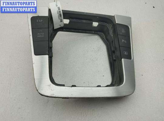 Купить Накладка декоративная на Volkswagen Passat B6 Накладка декоративная VG2667193 на Volkswagen Passat B6