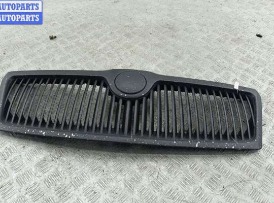 купить Решетка радиатора на Skoda Octavia mk2 (A5 1Z) 2004-2013