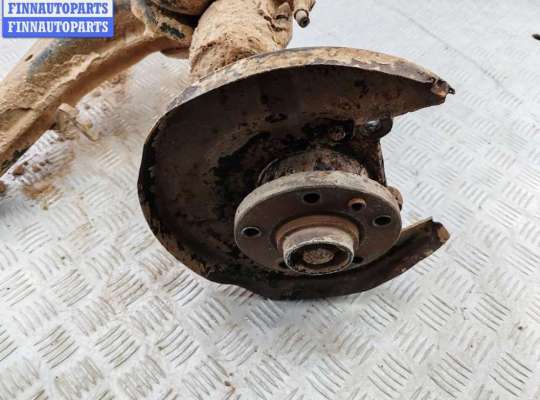купить Рычаг подвески задний правый на Volkswagen Transporter T4