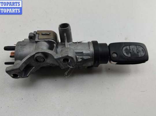 купить Замок зажигания на Audi A4 B6 (2001-2004)