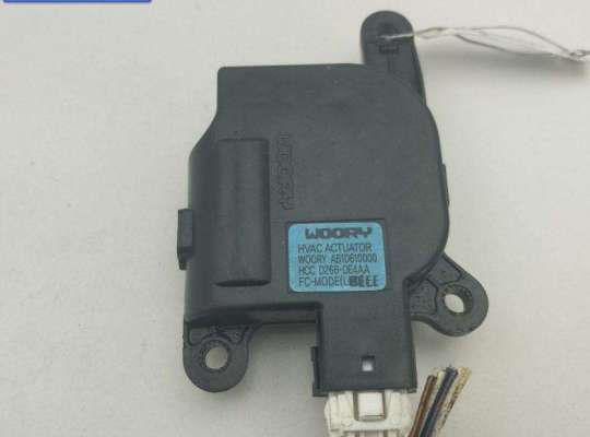 Моторчик заслонки отопителя HN611589 на Hyundai Matrix