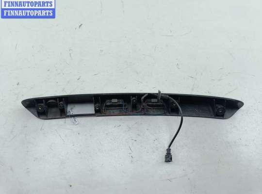 купить Подсветка номера на Volkswagen Caddy (2004-2010)