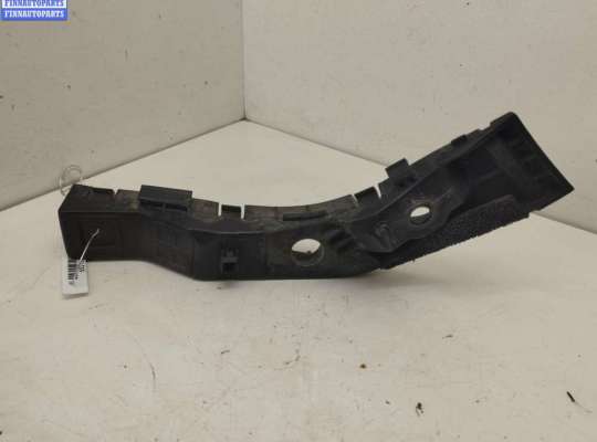 купить Кронштейн бампера переднего на Hyundai i30