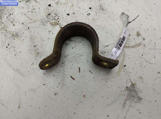 Купить Крепление втулки стабилизатора переднего на Mercedes C-Class W202 (1993-2000) Крепление втулки стабилизатора переднего MB1598154 на Mercedes C-Class W202 (1993-2000)