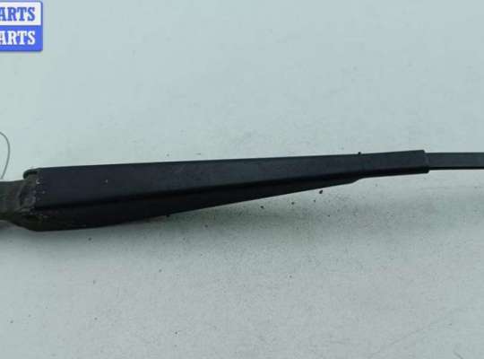 купить Щеткодержатель (поводок стеклоочистителя) задний на Volkswagen Passat B3