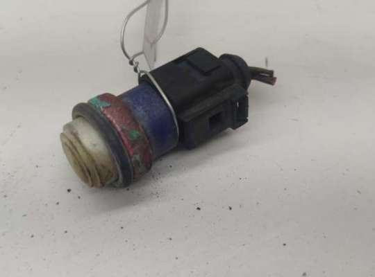 купить Датчик температуры на Audi A6 C5 (1997-2005)