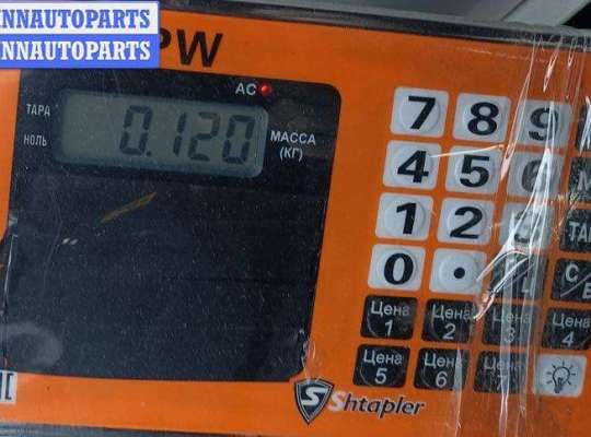 купить Молдинг стекла двери передней левой наружный на Volkswagen Golf-4