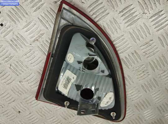 купить Фонарь крышки багажника правый на Ford Galaxy (2000-2006)