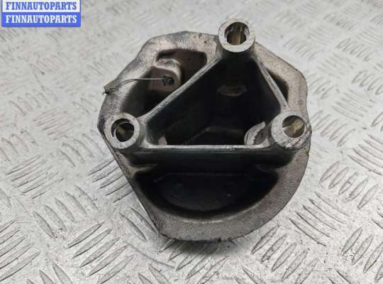купить Кронштейн двигателя опорный на Peugeot 307